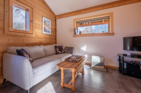 Charming small chalet with Aiguille du Midi view